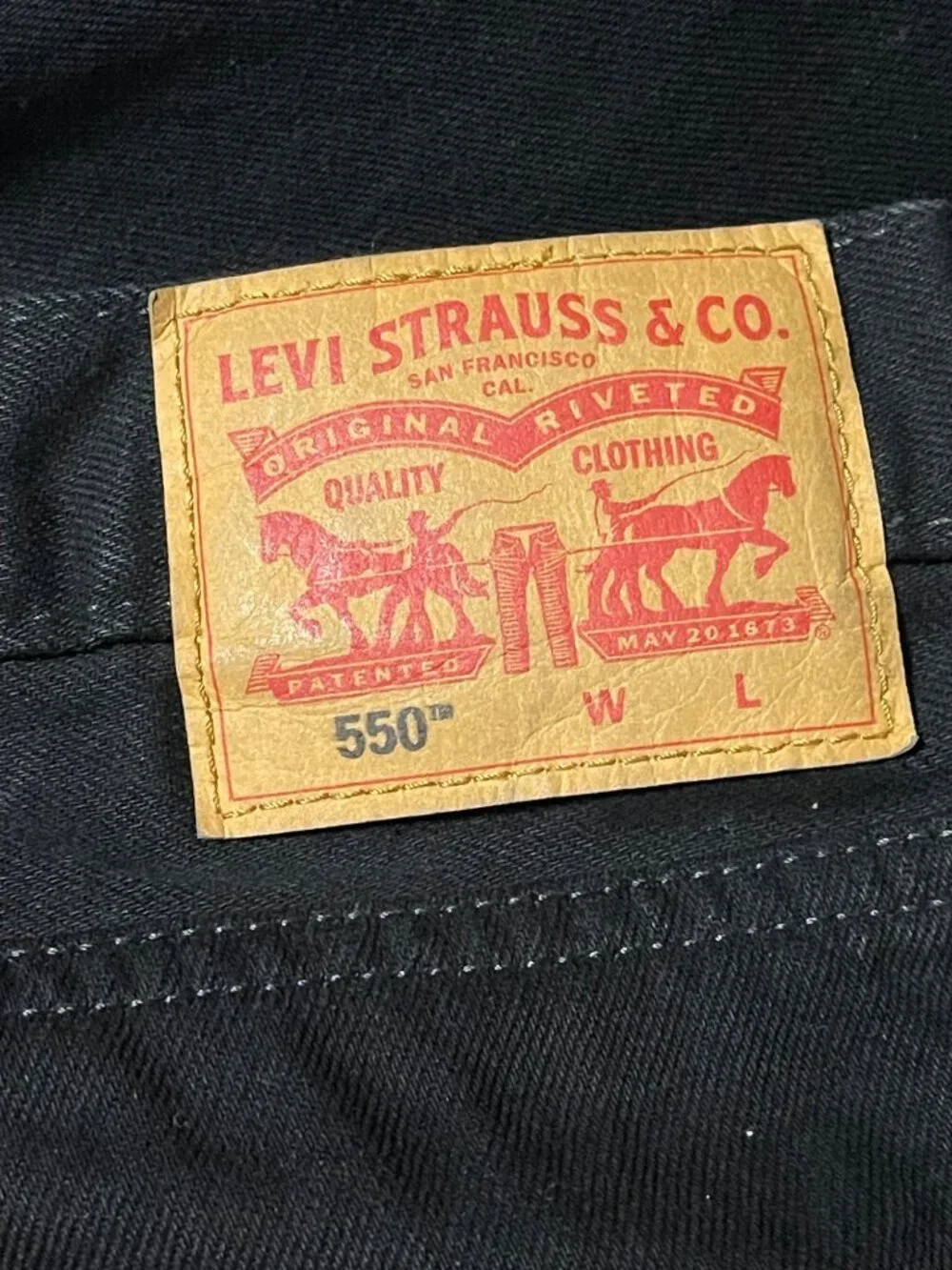 Levis 550 Mens Black Denim Relaxed Fit Jeans W54 L30 Actual Measurement 52x29